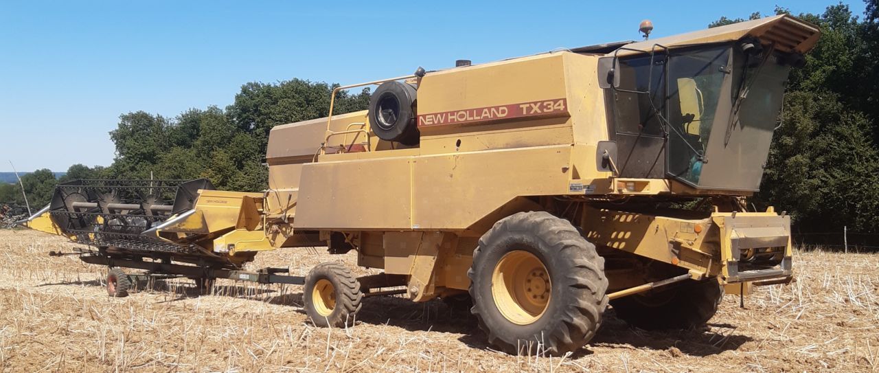 New Holland TX 34 Combină de recoltat 18.000 EUR