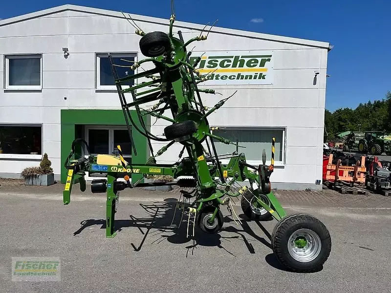 E-FARM: Krone Vendro T 900 - Karuzelowy przetrząsacz do siana - id EGXPRTV - 18 908 € - Rok produkcji: 2024 - Niemcy