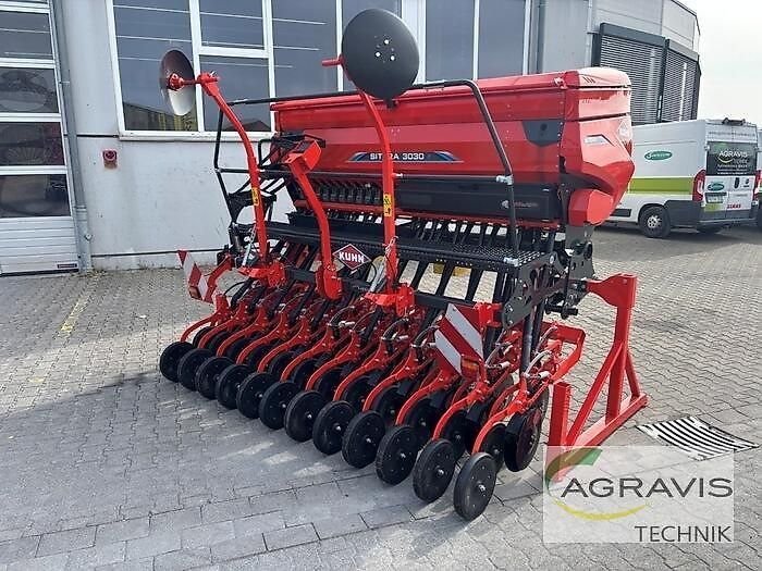 Kuhn Sitera 3030-24 E Půdní vrták 19 900 €