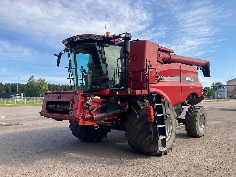 E-FARM: Case IH 7230 - Kombajn zbożowy - id DVJPFHT - 120 750 € - Rok produkcji: 2013 - Motogodziny: 2 460,Moc silnika: 407,Łotwa