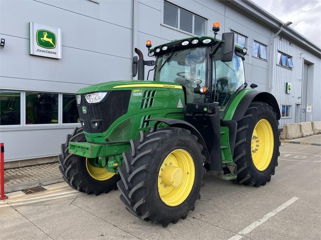 E-FARM: John Deere 6195 R - Tractor - id 7BFDPHF - €97,846 - Year of construction: 2021 - Engine hours: 4,920,Engine power (HP): 182,United Kingdom