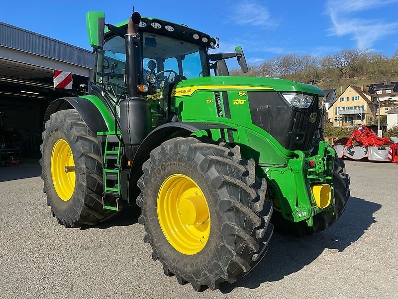 E-FARM: John Deere 6R 250 - Traktor - id YDWR8DC - 193 500 € - Rok produkcji: 2023 - Motogodziny: 855,Moc silnika: 250,Niemcy