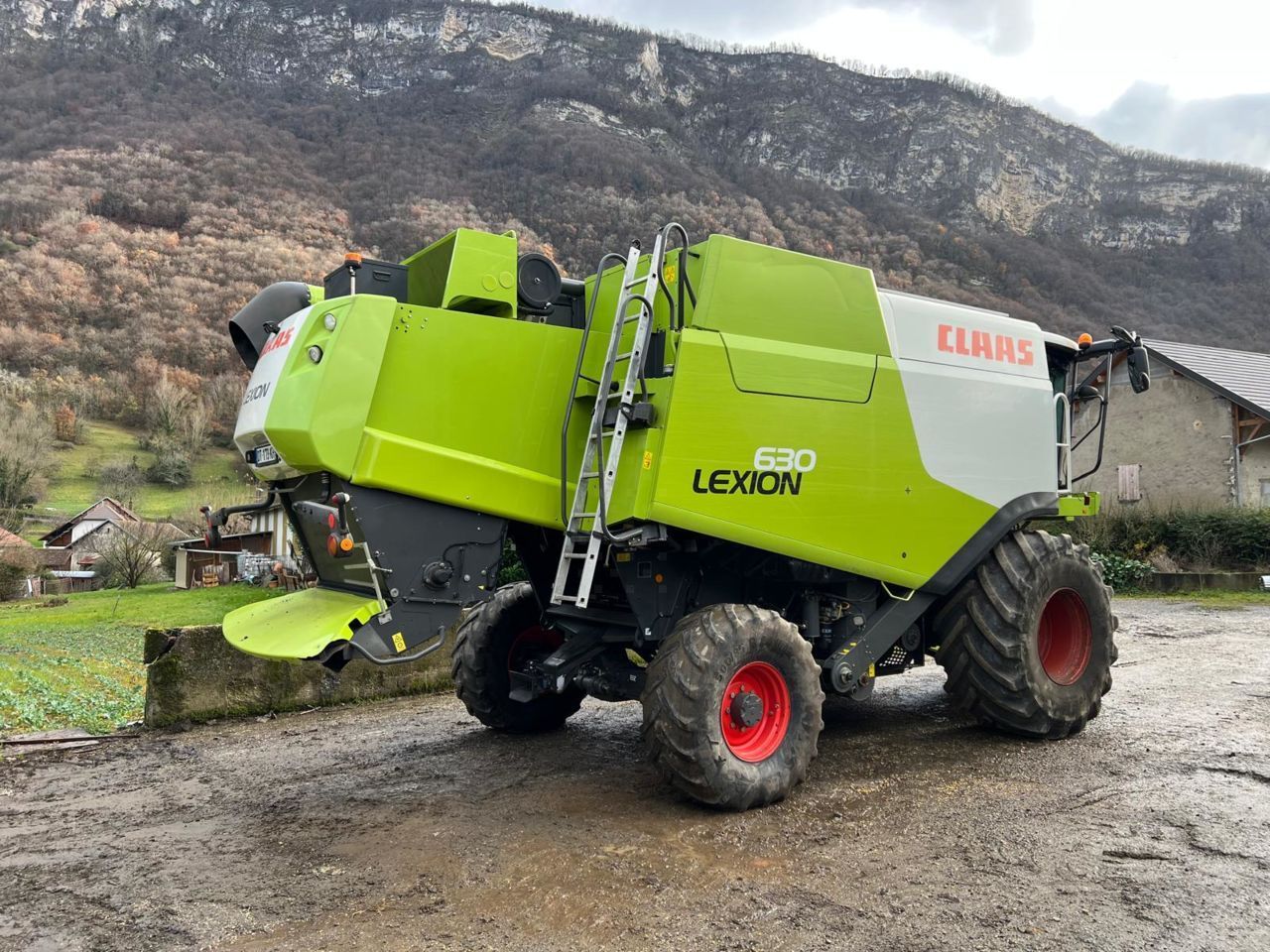 Claas Lexion 630 Moissonneuse-batteuse