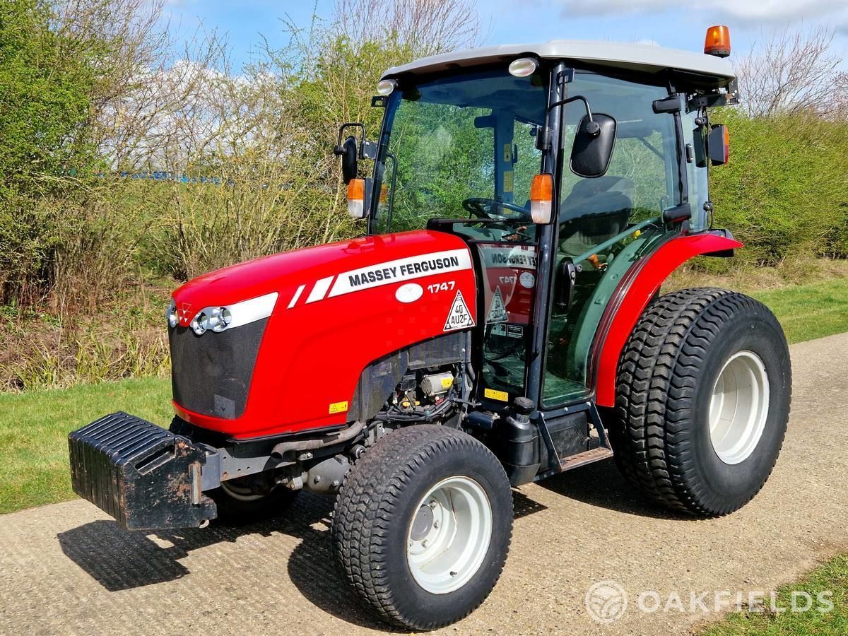 E-FARM: Massey Ferguson 1747 - Tractor - id W7X4JNQ - €23,197 - Year of construction: 2018 - Engine hours: 1,714,United Kingdom