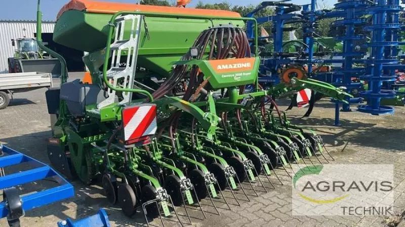 E-FARM: Amazone KG 3001 Super - Combinación de taladradoras - id DLMH3JN - 61.500 € - Año: 2023 - Alemania