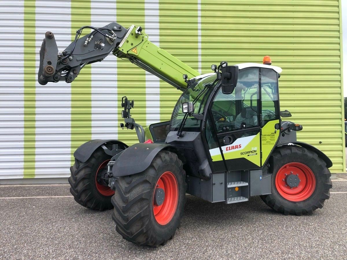 E-FARM: Claas scorporpion 741 vp - Chargeur télescopique  - id S6GBQDK - 69 900 € - Année: 2021 - Lecture du nombre d'heure: 2 300,France