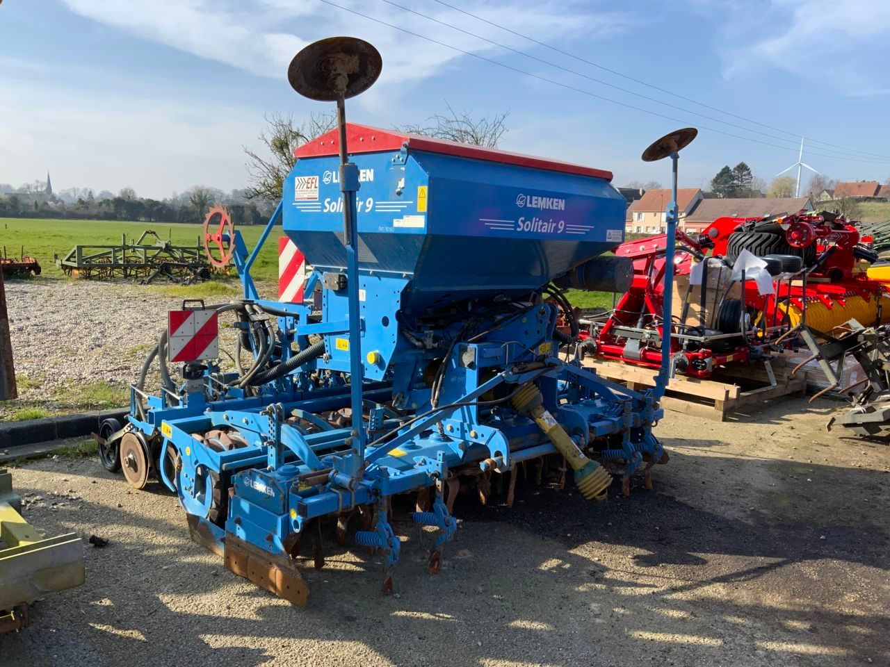 E-FARM: Lemken SOLITAIR 9/300 DS - Combinación de taladradoras - id KGTH77K - 29.000 € - Año: 2013 - Francia