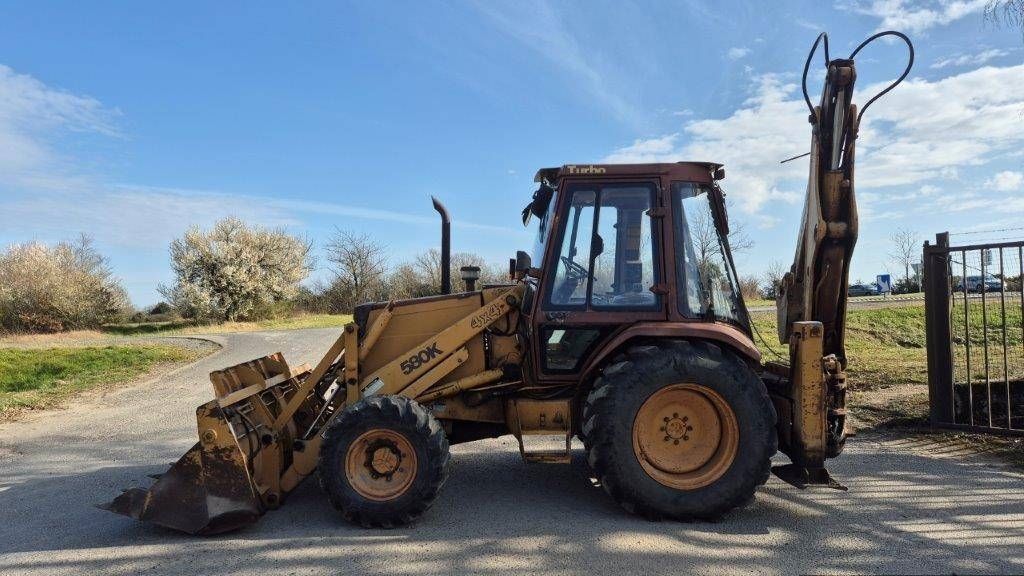 E-FARM: Case IH Quadtrac 580 - Koparko-ładowarka - id AZ5CKWI - 11 750 € - Rok produkcji: 1989 - Francja