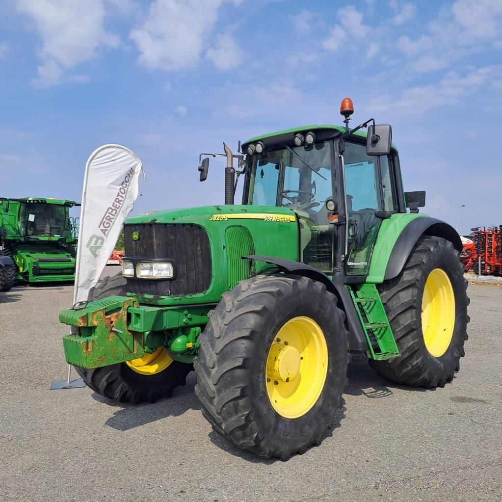 E-FARM: John Deere 6920S Premium - Tractor - id JW1EYYK - €35,000 - Year of construction: 2007 - Engine hours: 9,907,Engine power (HP): 171,Italy