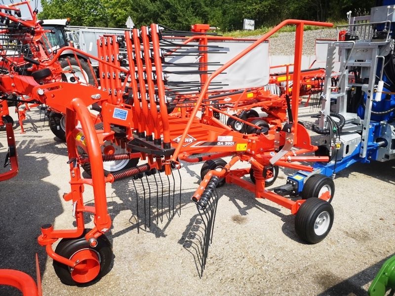 Kuhn ga 3901 schwader rotaryhaymaker €58,250