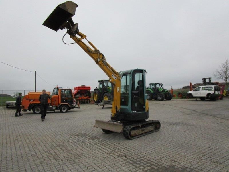 Yanmar VIO 25 Koparka kołowa 25 042 €