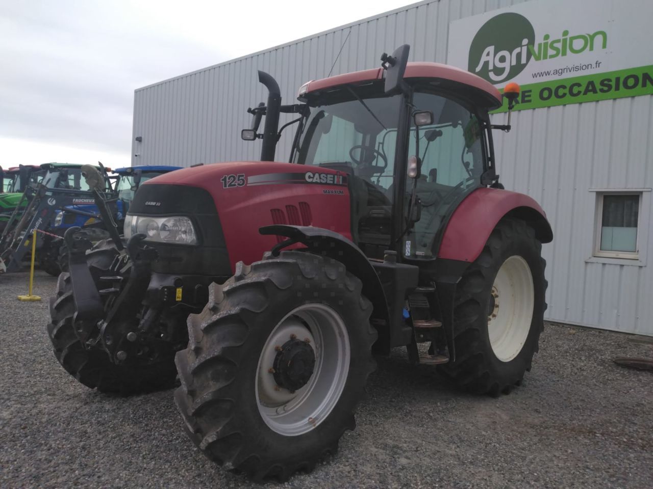 E-FARM: Case IH Maxxum 125 - Traktor - id SPNYHPK - 48 000 € - Rok produkcji: 2012 - Motogodziny: 3700,Moc silnika: 125,Francja