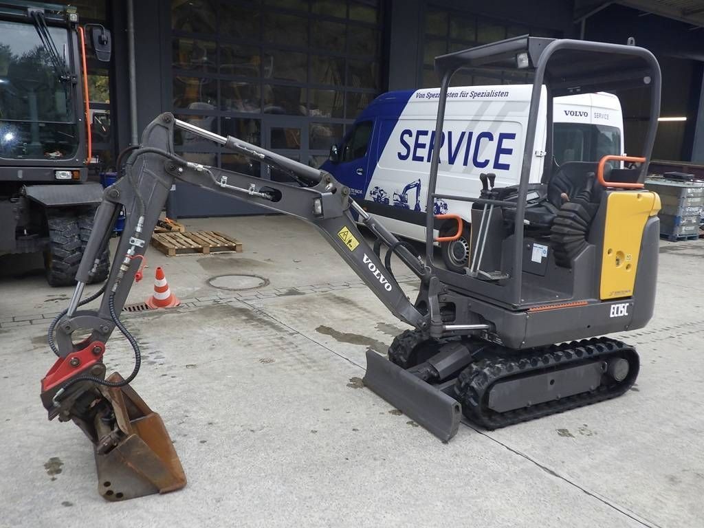 VOLVO ec 15 c Minikoparka 13 400 €