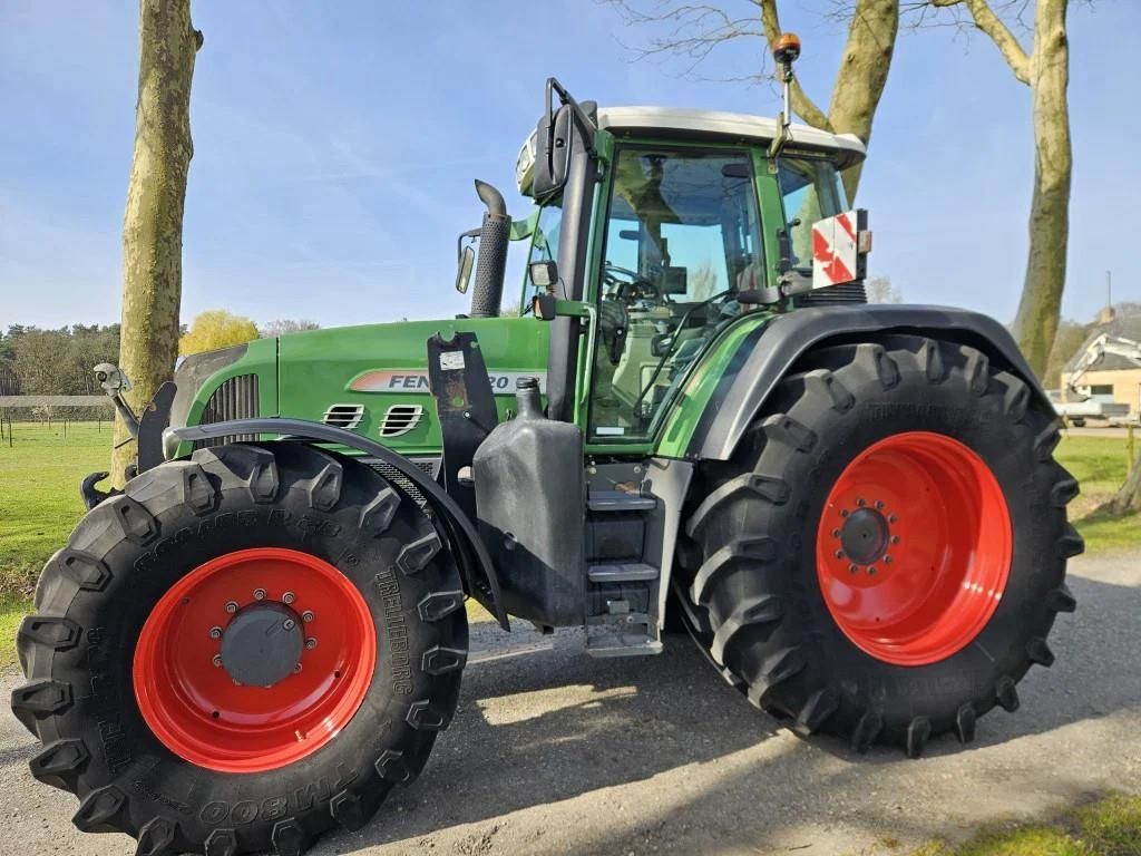 Fendt 818 Vario TMS Tractor €57,500