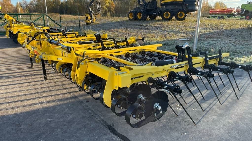 E-FARM: Bednar striegel-pro pn 9000 - Brona talerzowa i talerzówka kompaktowa - id 8ERGHQ2 - 23 210 € - Rok produkcji: 2022 - Łotwa