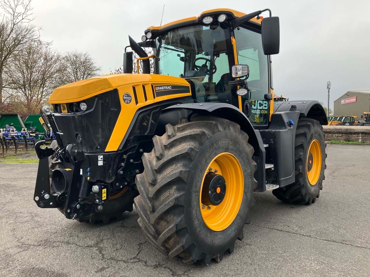 JCB Fastrac 4220 iCON Tractor €181,470
