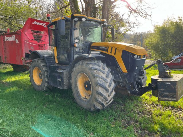 E-FARM: JCB Fastrac 4220 - Tractor - id XGKUKLK - 115.000 € - Año: 2019 - Horas: 3700,Francia