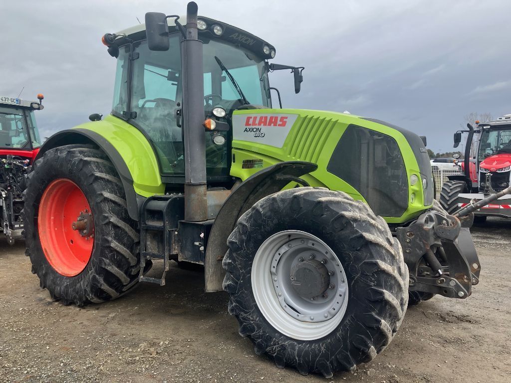 Claas Axion 810 Tractor €39,000