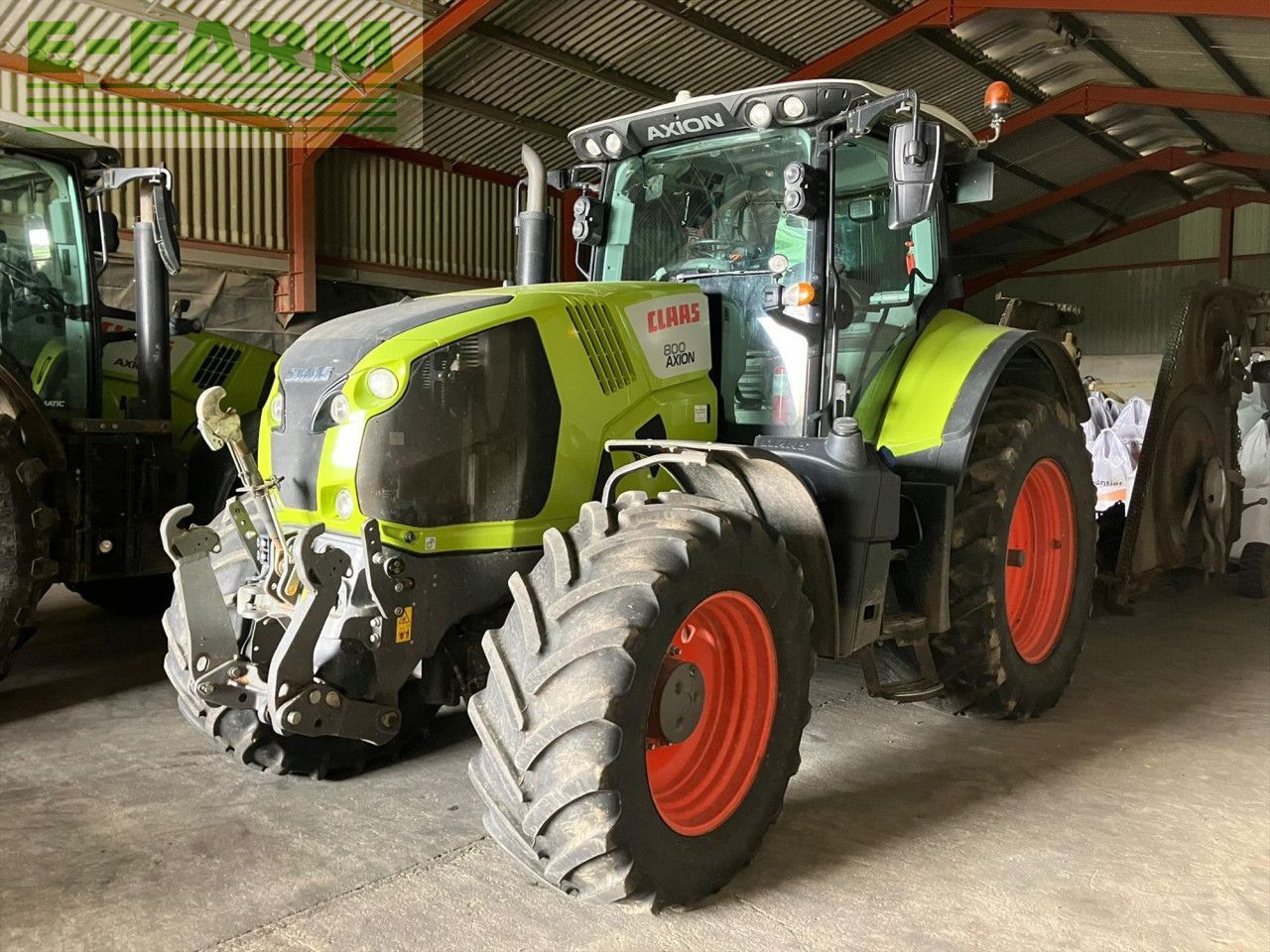 Claas Axion 800 Traktor 77 463 EUR