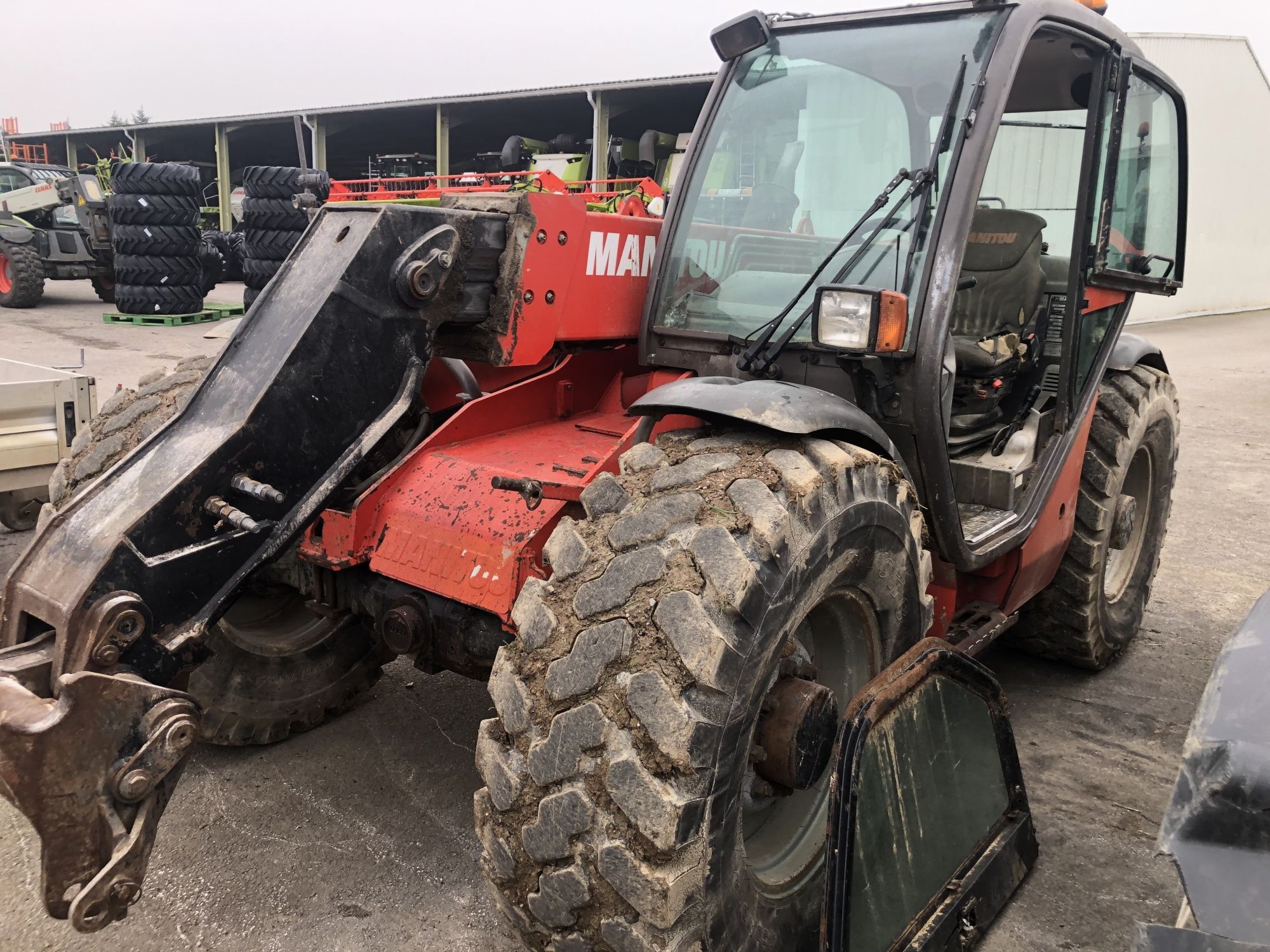 E-FARM: Manitou mlt 634 - Chargeur télescopique  - id 4EBXJLD - 22 000 € - Année: 2006 - Lecture du nombre d'heure: 4 968,Puissance du moteur (chevaux): 120