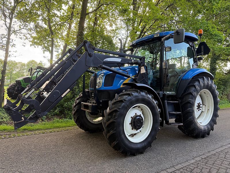 New Holland TS 100 A Trattore