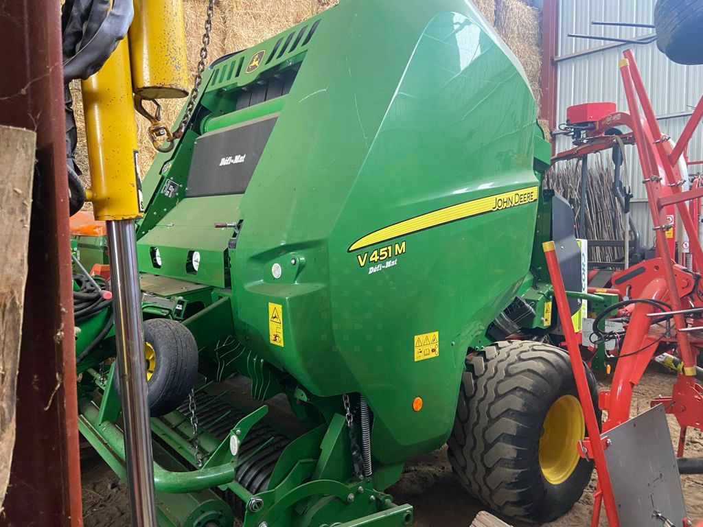 John Deere V451M Baler €26,000