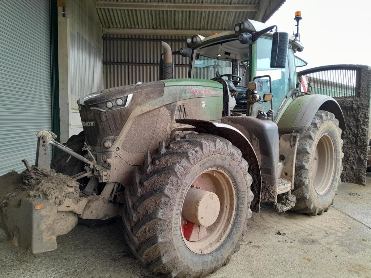 E-FARM: Fendt 933 Vario - Tractor - id T3N24KS - Año: 2021 - Horas: 5941,Reino Unido