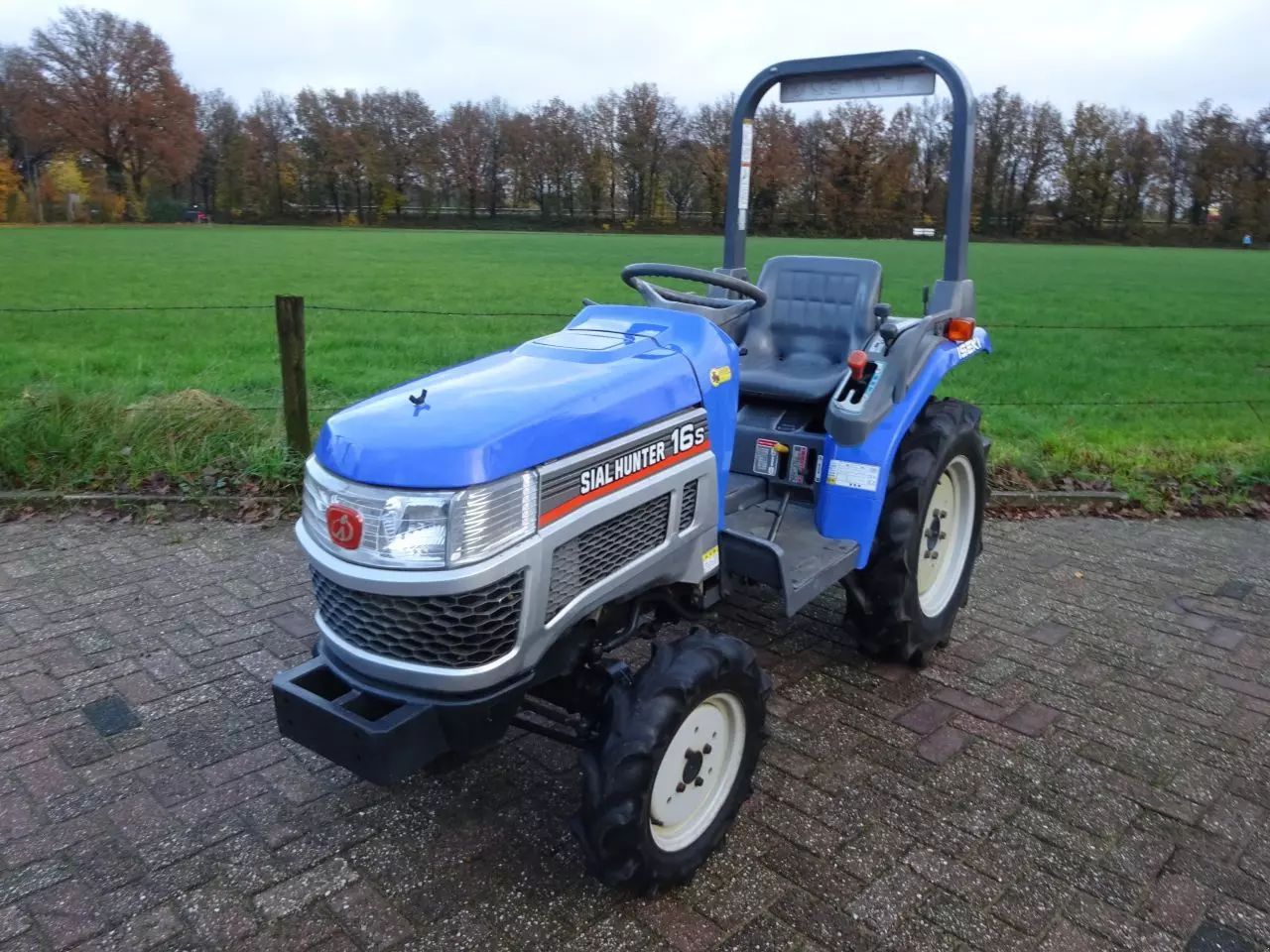 E-FARM: Iseki sial hunter 16s - Tractor - id PIWBS8F - Engine