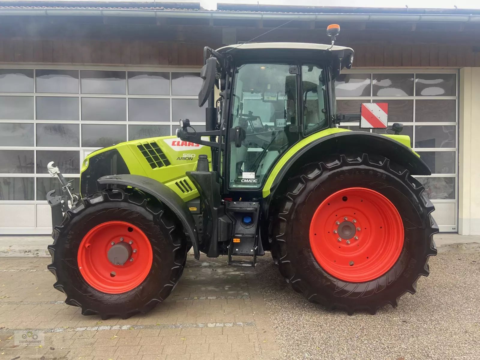 Claas Arion 550 CMATIC Traktor 120.000 €