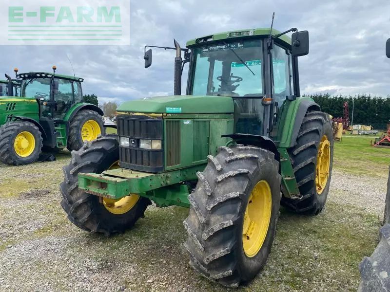 John Deere 6800 Tractor €22,000