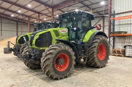 E-FARM: Claas Axion 870 Cmatic - Tracteur - id LEFZPD4 - 170 000 € - Année: 2023 - Lecture du nombre d'heure: 1 365,Puissance du moteur (chevaux): 275,France