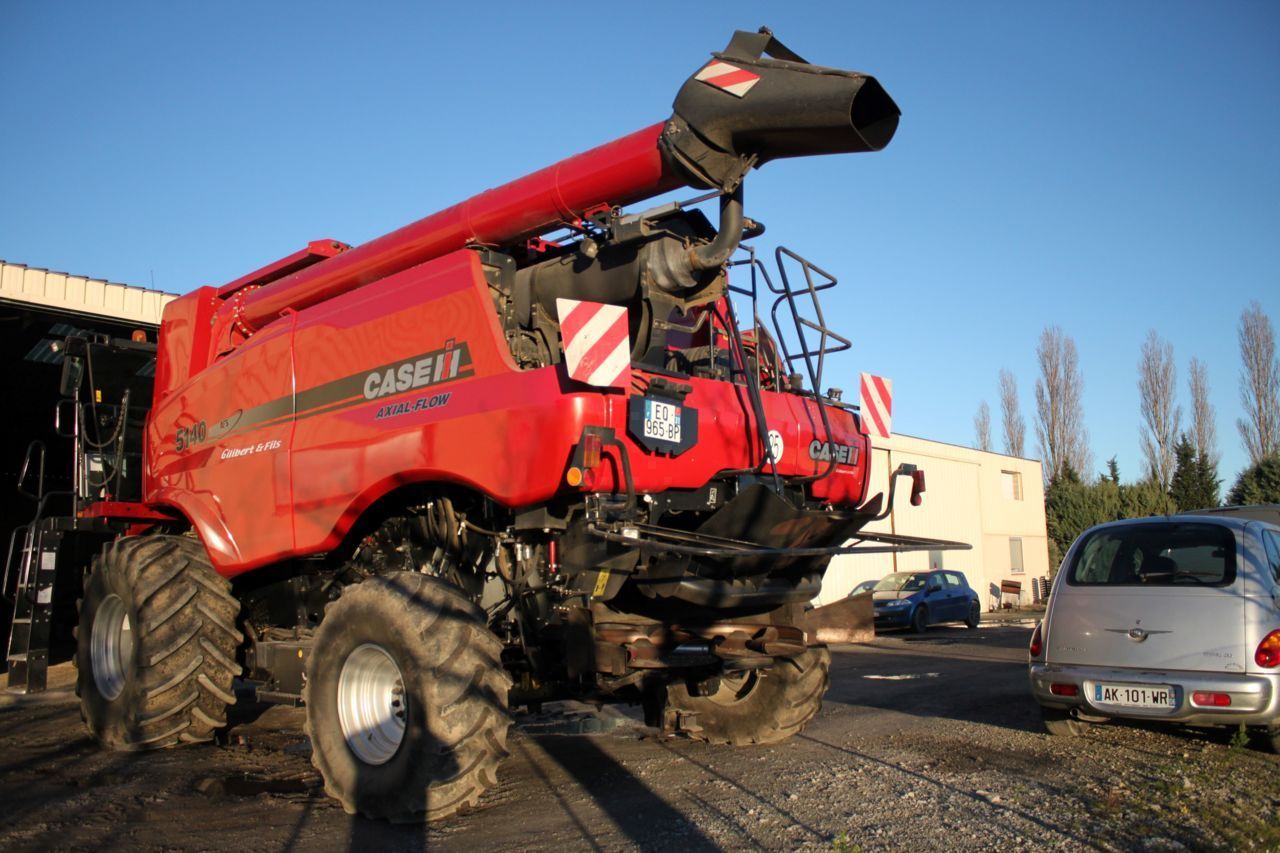 Case IH Axial-Flow 5140 Moissonneuse-batteuse 122 000 €