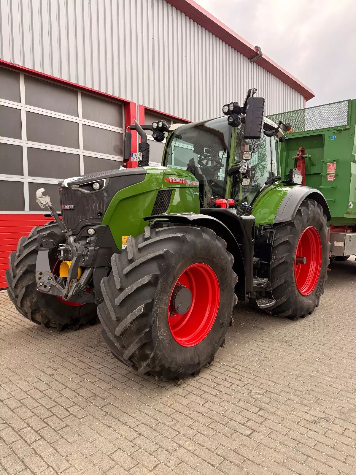 Fendt 728 Vario Profi Plus Traktor 230 000 €