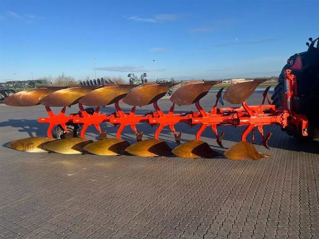 E-FARM: Kuhn vari-master l on land - Charrue - id UR3MVZ3 - 30 156 € - Année: 2021 - Danemark