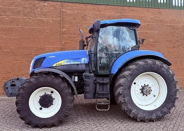 New Holland T 7060 Traktor 66 000 €