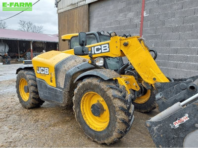 E-FARM: JCB 527 58 - Telehandler - id VWCBB5X - €35,000 - Year of construction: 2016 - Engine hours: 6,600,Engine power (HP): 110,France