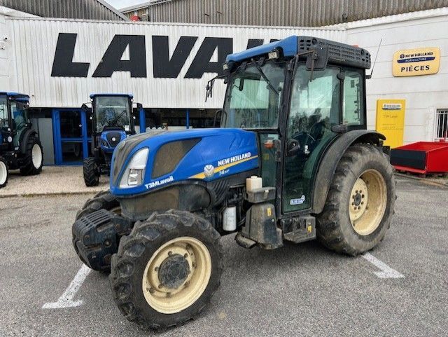 New Holland T4.90 F Tractor €33,000