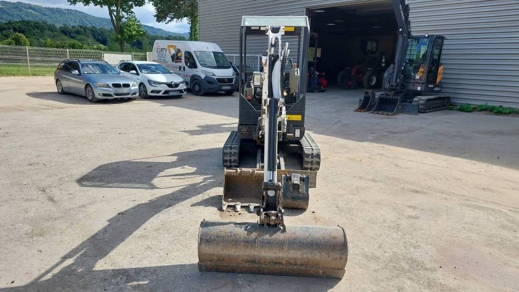 Bobcat E 16 Mini excavadora  16.000 €