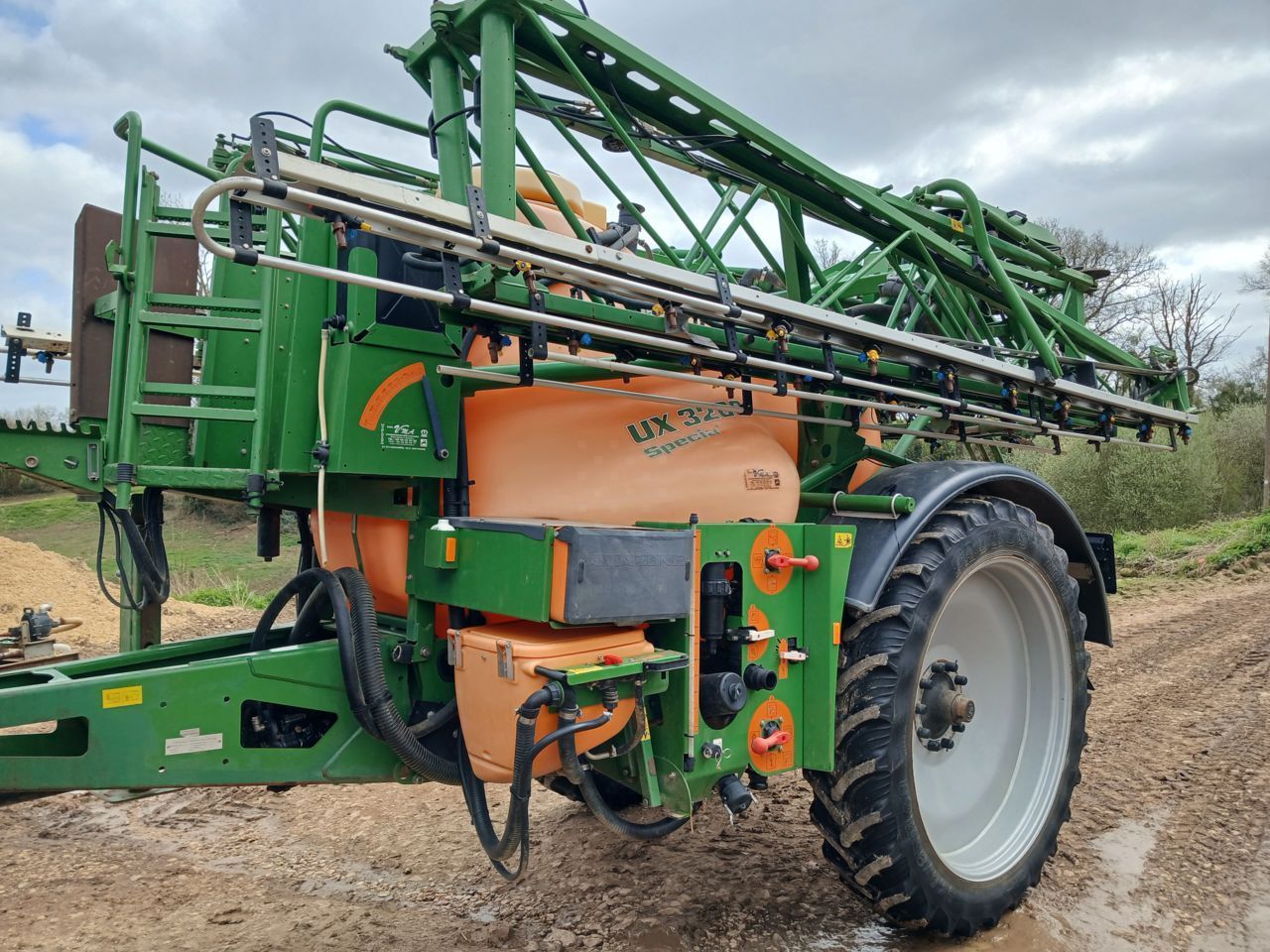 Amazone ux 3200 special Opryskiwacz 25 500 €