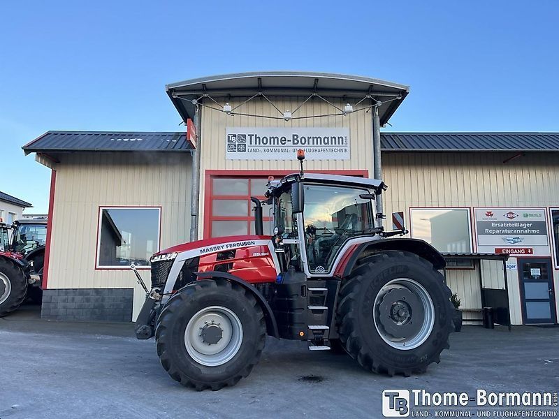 Massey Ferguson 8S.305 Tractor €202,000