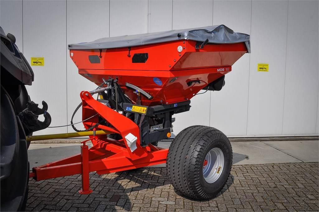 E-FARM: Rauch MDS 18.2 - Rozsiewacz nawozów - id QCWMWF8 - 10 250 € - Rok produkcji: 2020 - Niderlandy