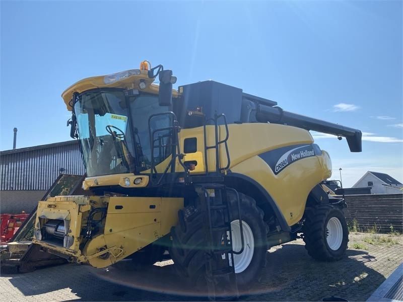 New Holland CR 980 Combine harvester €62,916