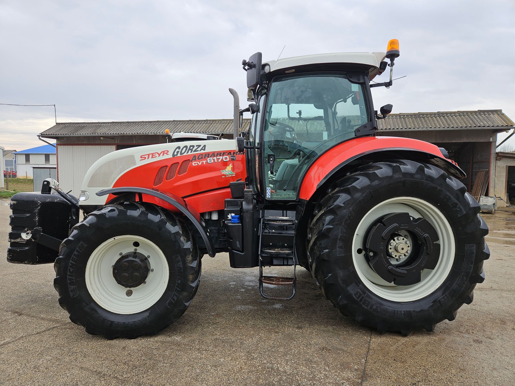 E-FARM: Steyr CVT 6170 - Tracteur - id HXKAP7V - 84 000 € - Année: 2014 - Lecture du nombre d'heure: 6 000,Puissance du moteur (chevaux): 215,Allemagne