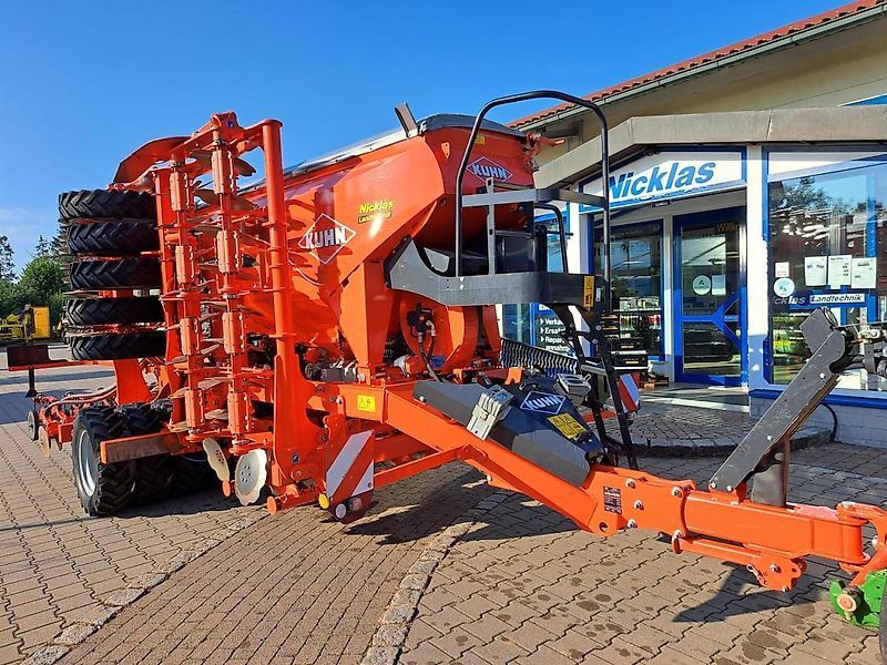E-FARM: Kuhn Espro 6000 R - Taladro - id R8SN8PS - 69.500 € - Año: 2016 - Alemania