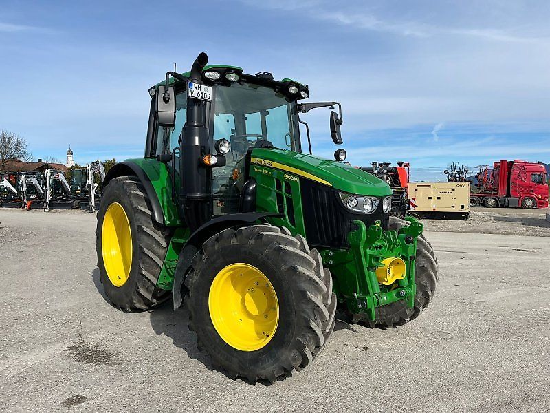 E-FARM: John Deere 6100 M - Trattore - id Z7LINTC - 99.580 € - Anno di costruzione: 2022 - Ore: 230,Potenza del motore: 101,Germania