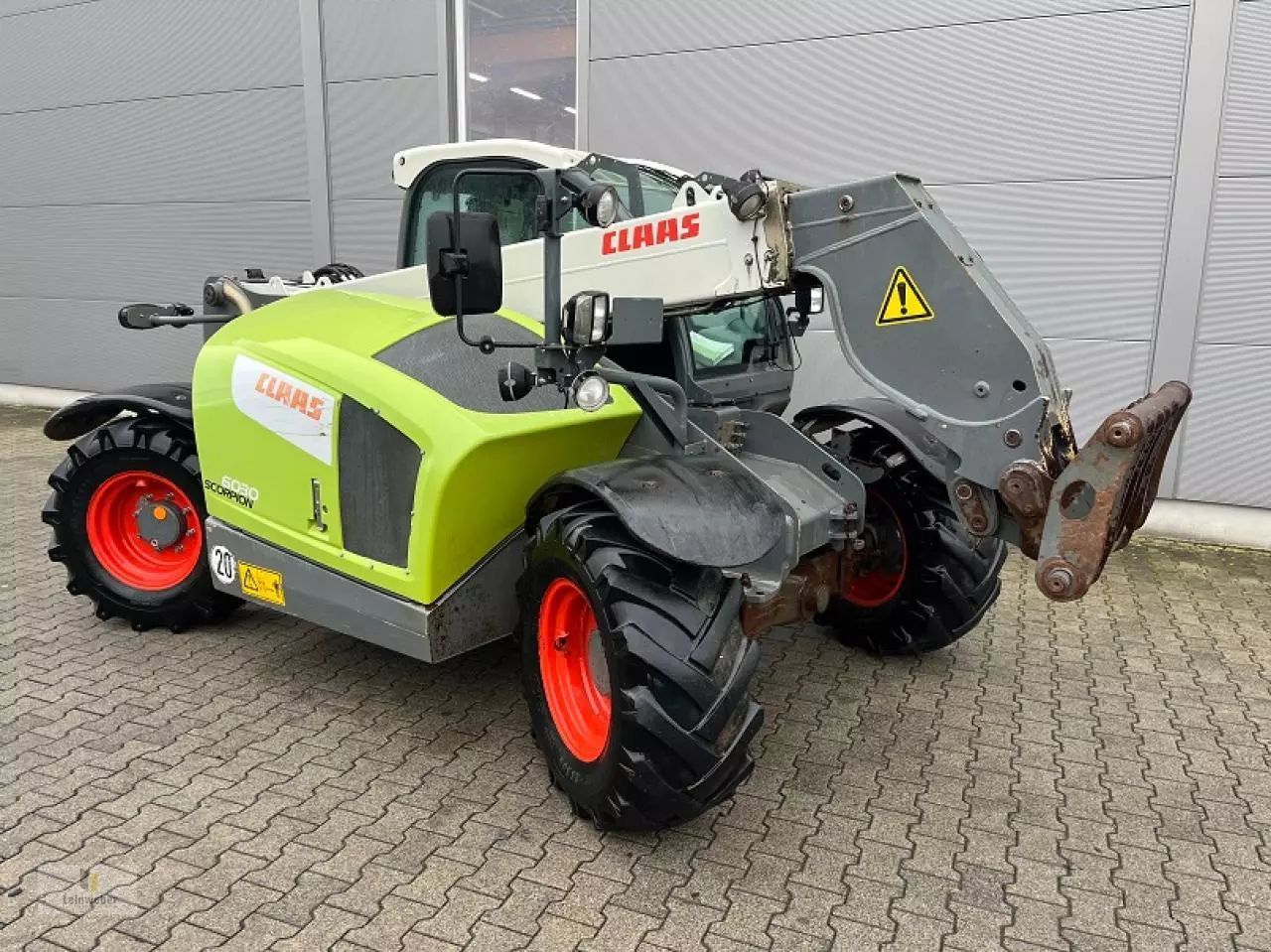 E-FARM: Claas scorpion 6030 - Ładowacz teleskopowy - id SUYSIMB - 32 000 € - Rok produkcji: 2015 - Motogodziny: 6845,Moc silnika: 122,Niemcy
