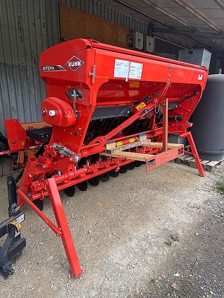 Kuhn Sitera 320D-24 Drill €29,850