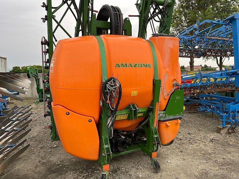 E-FARM: Amazone uf 1201 - Opryskiwacz - id 5PBHNML - 12 900 € - Rok produkcji: 2013 - Motogodziny: 6550,Niemcy
