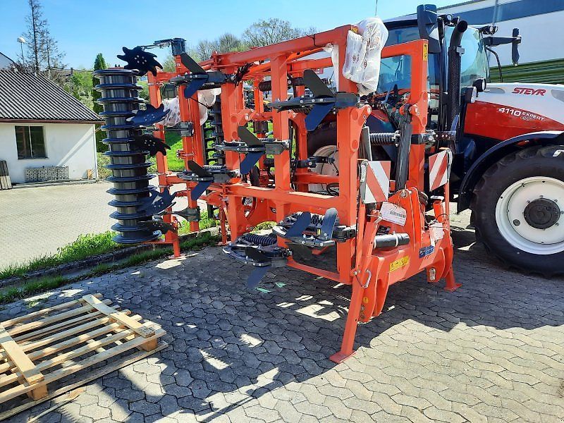 E-FARM: Kuhn Cultimer L 400 R NSM - Cultivador - id A7CMX9P - 30.990 € - Año: 2024 - Alemania