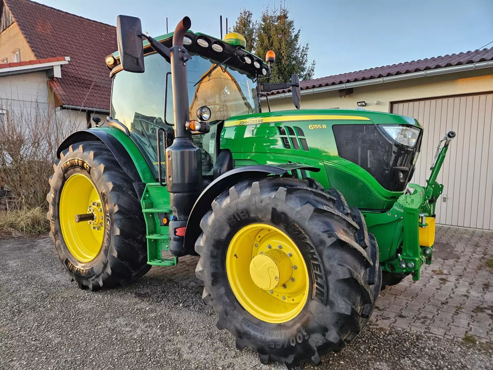 John Deere 6155 R Tractor €126,000